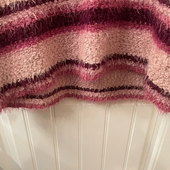 Torrid Pink Striped Fuzzy Drop Shoulder Sweater - Size 2 (18/20) - Picture 7 of 10